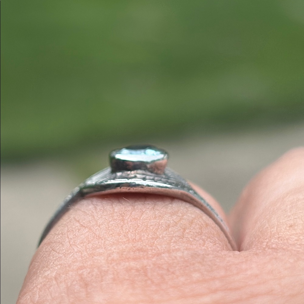 Genuine Natural Blue Topaz Oval Bezel Solitaire Ring Sterling Silver Size 8.5 - Picture 6 of 13